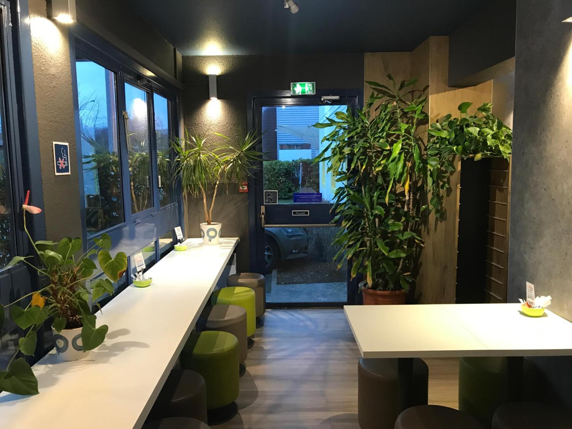 Ibis Budget L'Isle Adam Exterior foto