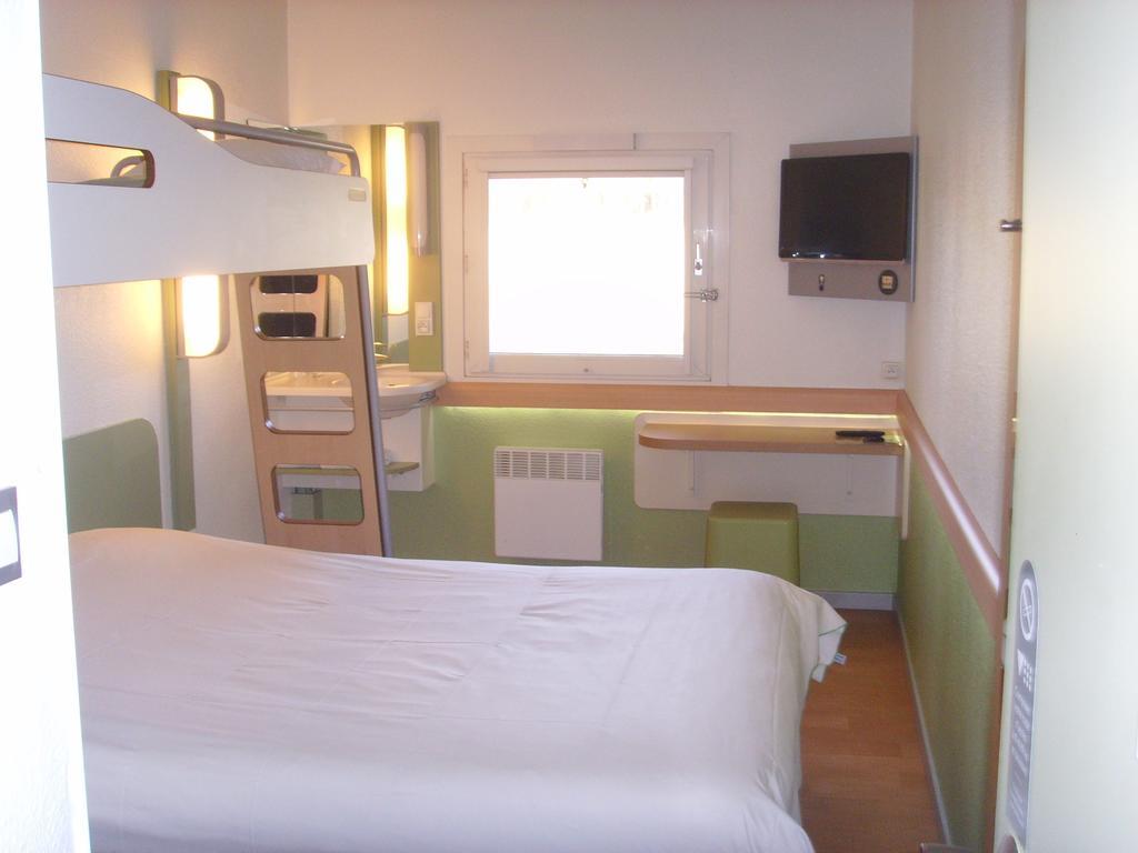Ibis Budget L'Isle Adam Exterior foto