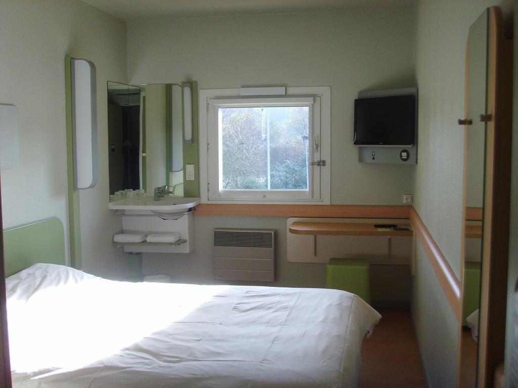 Ibis Budget L'Isle Adam Habitación foto